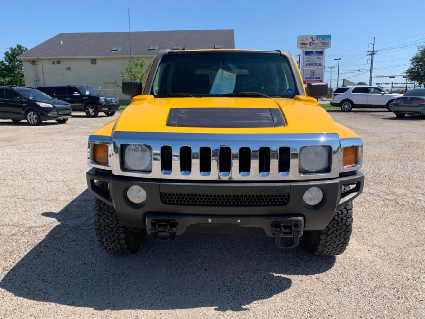 2007 Yellow Hummer H3 Adventure (5GTDN13E378) with an 3.7L L5 DOHC 20V engine, located at 1830 North Belt Line Road, Irving, TX, 75061, (469) 524-0199, 32.834373, -96.993584 - Photo#1